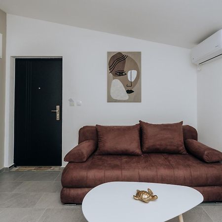 Apartments Milivojevic バール エクステリア 写真