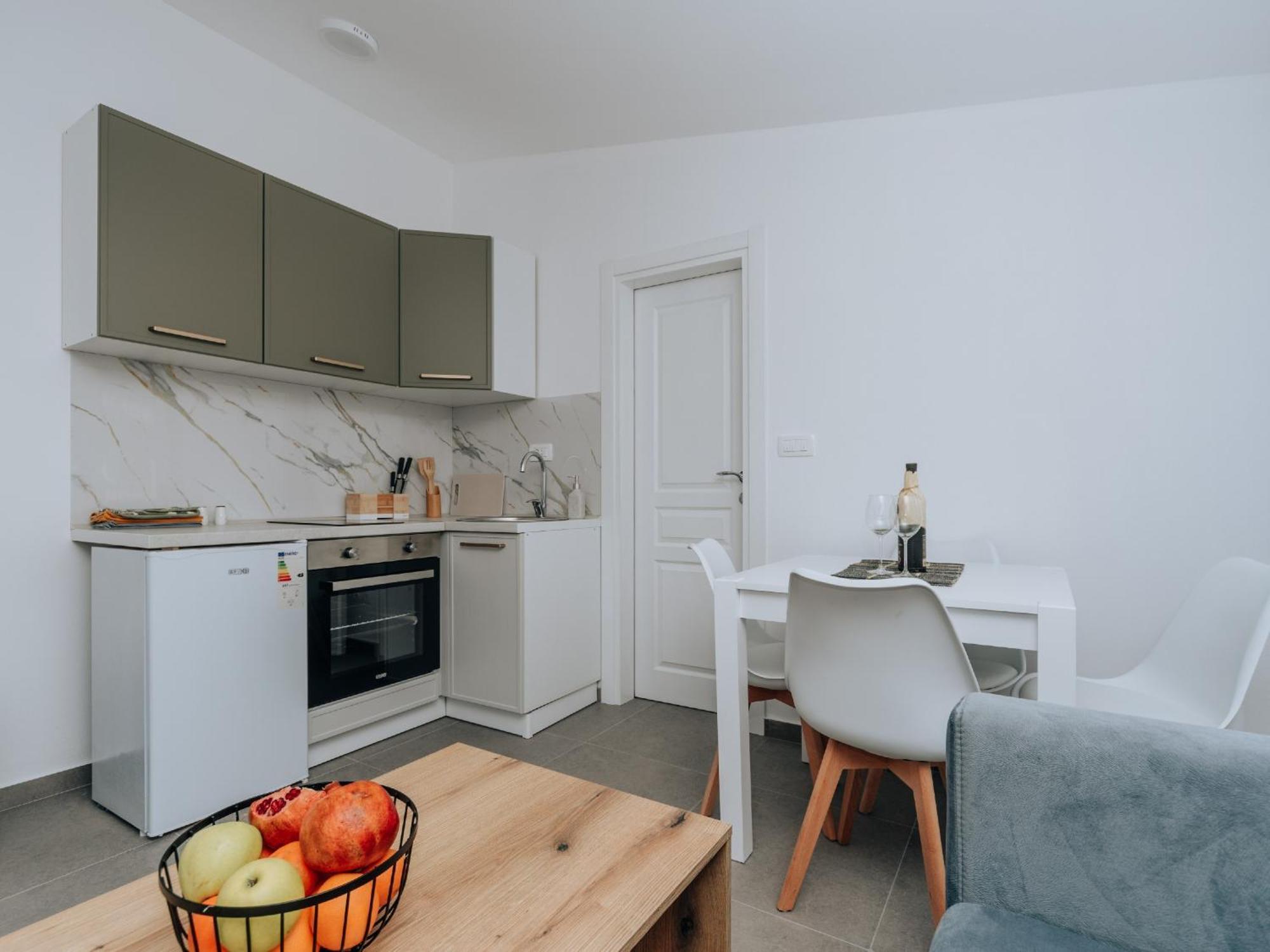 Apartments Milivojevic バール エクステリア 写真