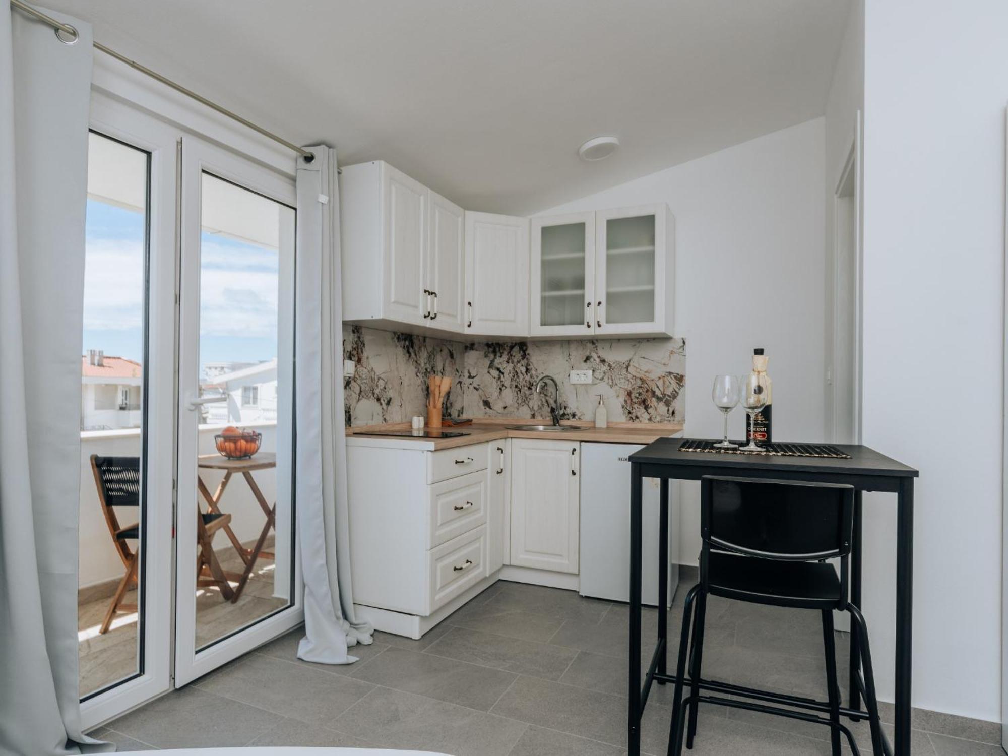 Apartments Milivojevic バール エクステリア 写真