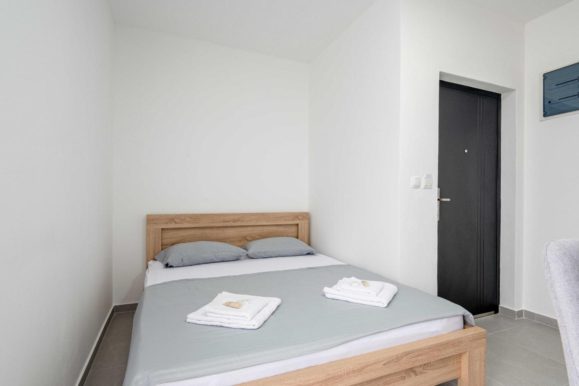 Apartments Milivojevic バール 部屋 写真