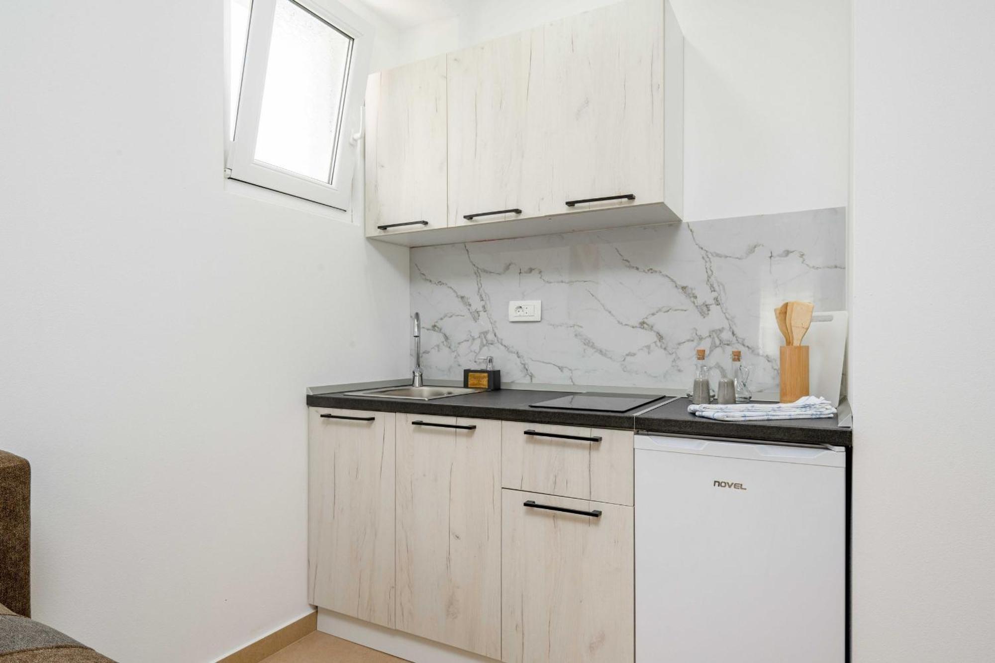 Apartments Milivojevic バール 部屋 写真