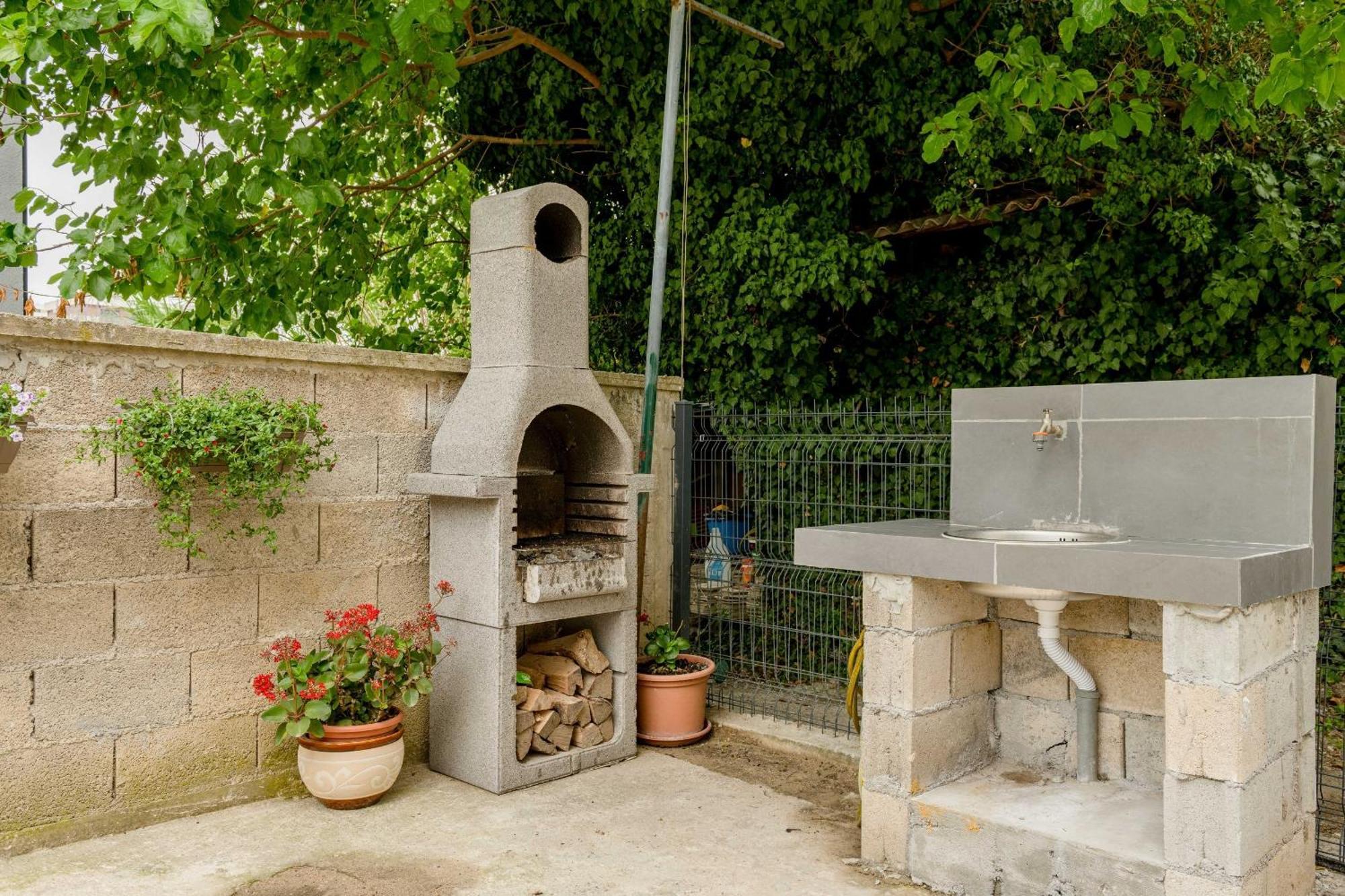 Apartments Milivojevic バール エクステリア 写真