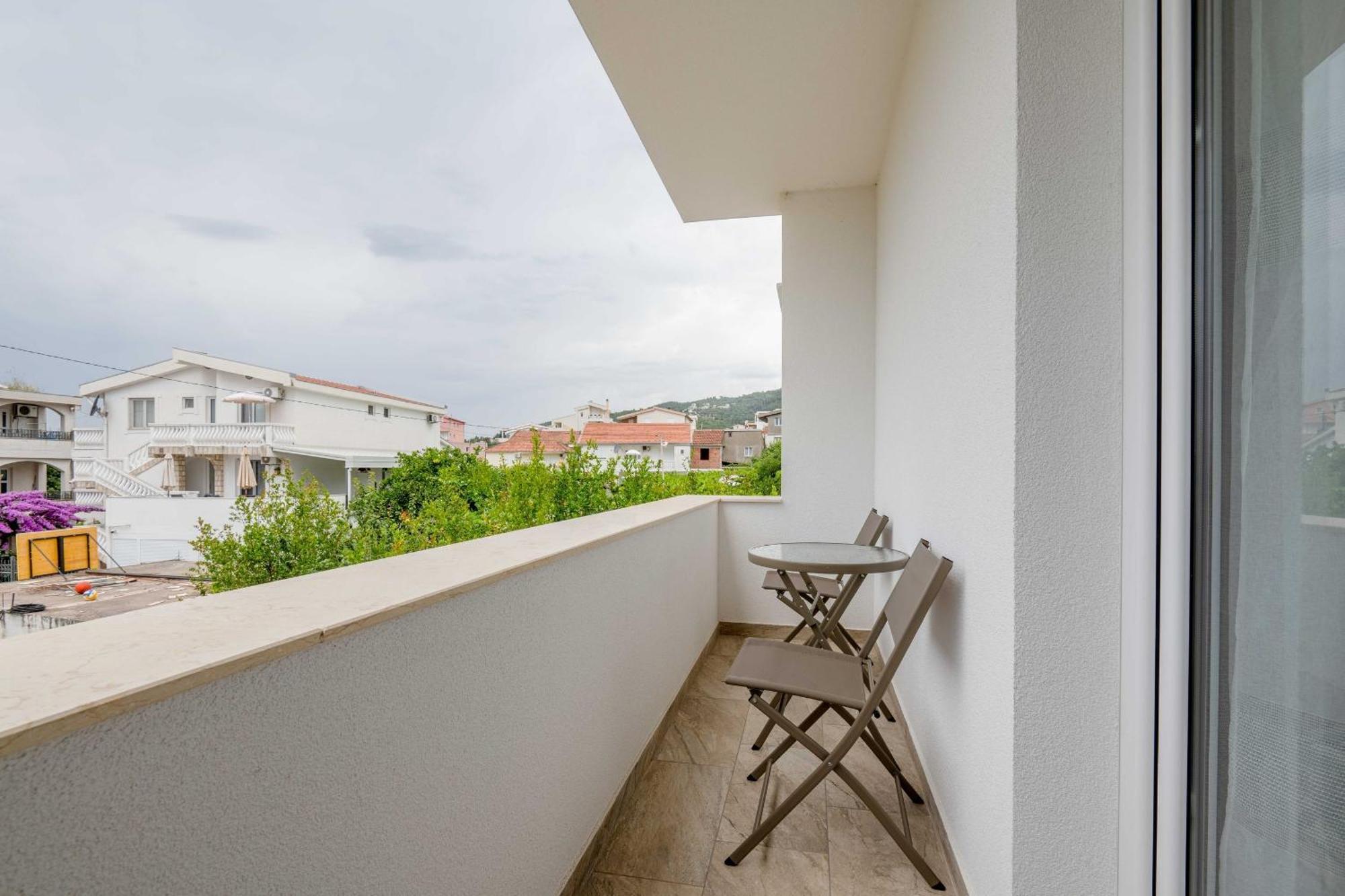 Apartments Milivojevic バール 部屋 写真